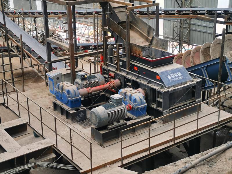礦用液壓對輥制砂機如何實現(xiàn)砂石細碎與高產(chǎn)雙提升？